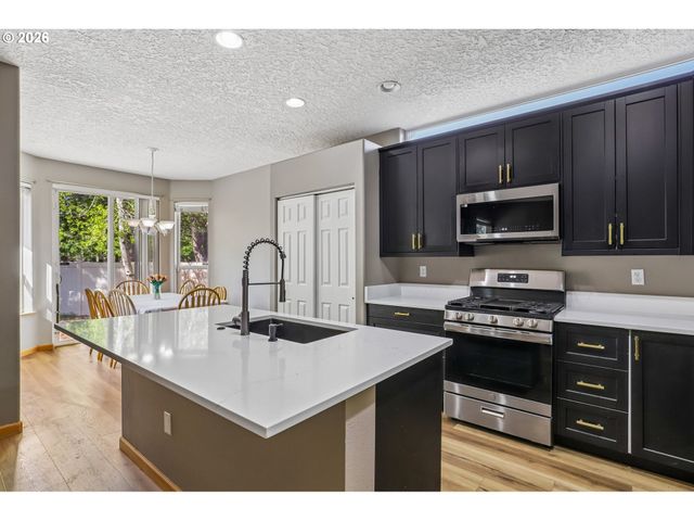 17301 Se 24TH St, Vancouver, WA 98683