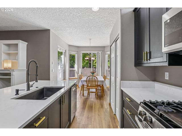 17301 Se 24TH St, Vancouver, WA 98683