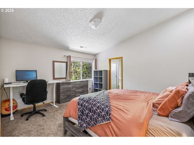 17301 Se 24TH St, Vancouver, WA 98683