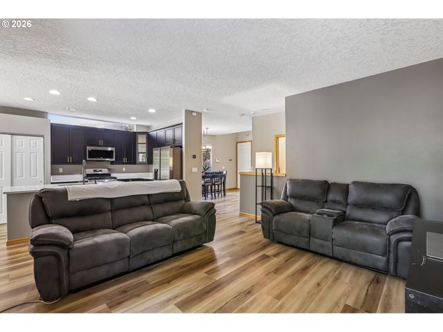 17301 Se 24TH St, Vancouver, WA 98683