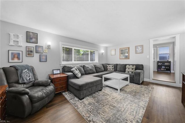 5009 Jeanne ST, Virginia Beach, VA 23462