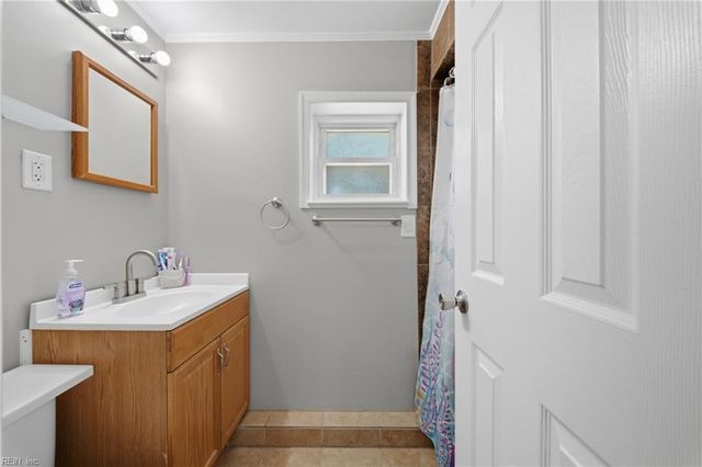 5009 Jeanne ST, Virginia Beach, VA 23462