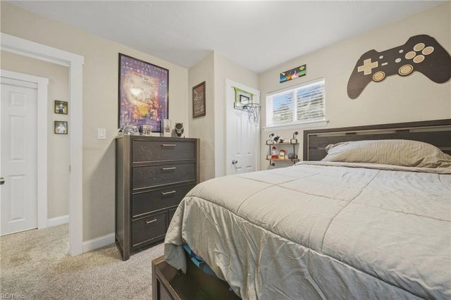 5009 Jeanne ST, Virginia Beach, VA 23462