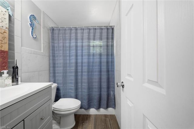 5009 Jeanne ST, Virginia Beach, VA 23462