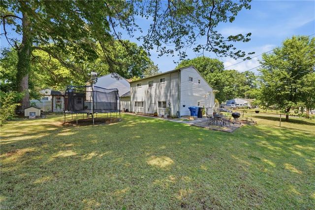 5009 Jeanne ST, Virginia Beach, VA 23462