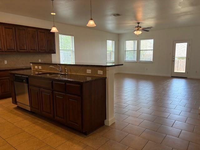 183 Blossom Valley STRM, Buda, TX 78610