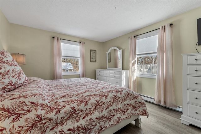 3 Mcnamara Ave, Yarmouth, MA 02673