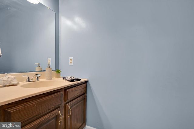 4508 EDGEWOOD DR, Reading, PA 19606