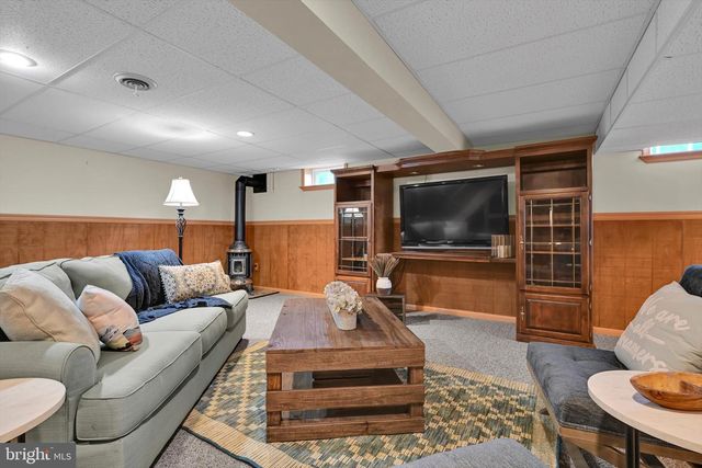 4508 EDGEWOOD DR, Reading, PA 19606