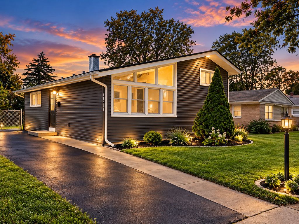 16549 Winchester Avenue, Markham, IL 60428 — exterior