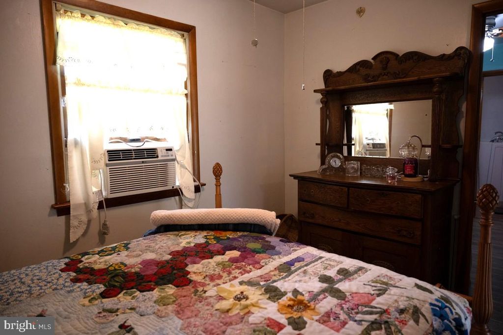 Image 10 of property listing at 31858 RIVER PARK RD, Millington, MD 21651