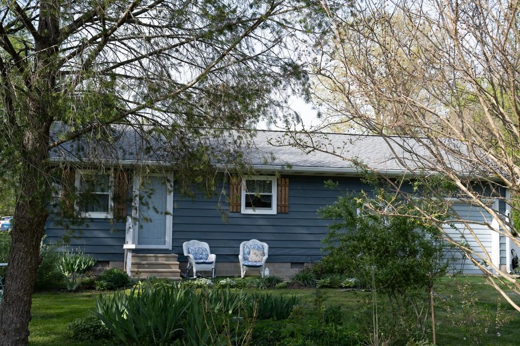 Image 4 of property listing at 31858 RIVER PARK RD, Millington, MD 21651