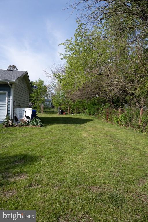 Image 6 of property listing at 31858 RIVER PARK RD, Millington, MD 21651