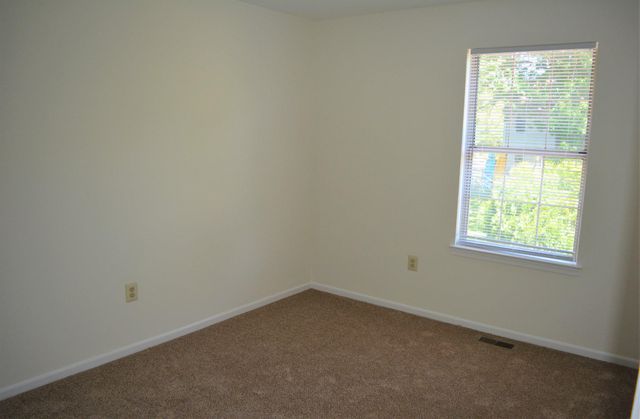 361 KENT LN, Perkasie, PA 18944
