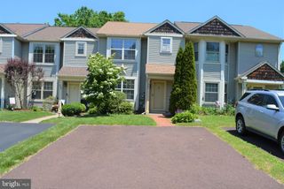 361 KENT LN, Perkasie, PA 18944