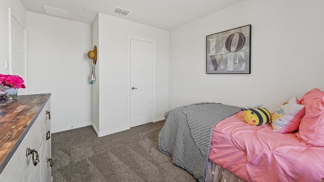 403 Epiphany Lane, Lavon, TX 75166