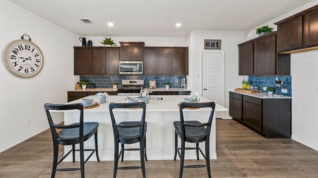 403 Epiphany Lane, Lavon, TX 75166