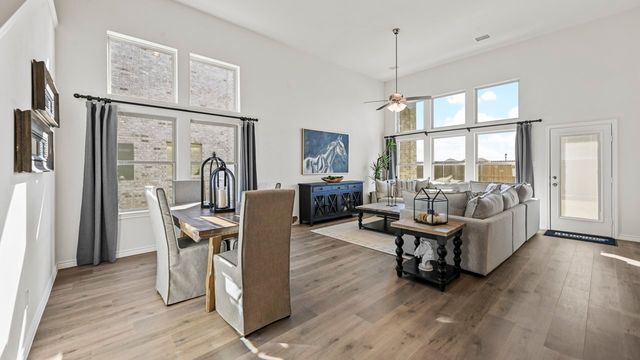 403 Epiphany Lane, Lavon, TX 75166