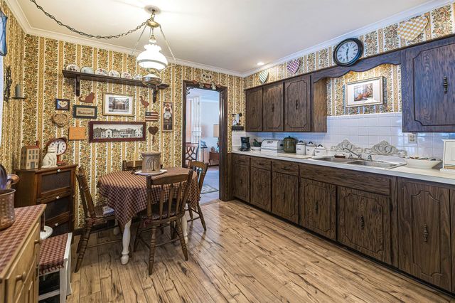 558 YOUNG Road, Erie, PA 16509