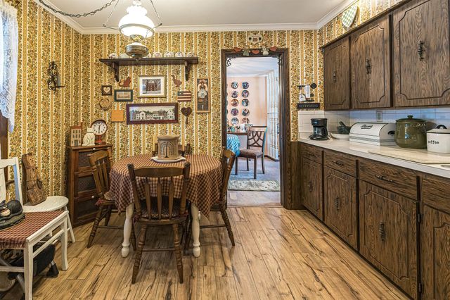 558 YOUNG Road, Erie, PA 16509