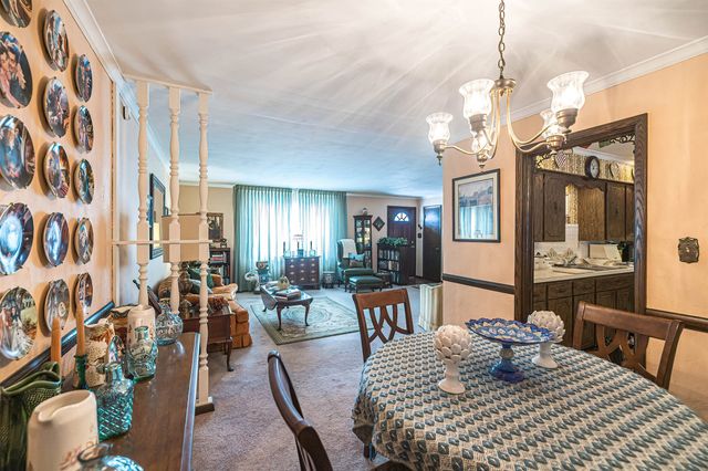 558 YOUNG Road, Erie, PA 16509