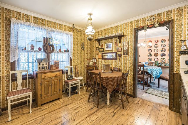 558 YOUNG Road, Erie, PA 16509