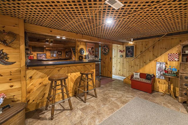 558 YOUNG Road, Erie, PA 16509