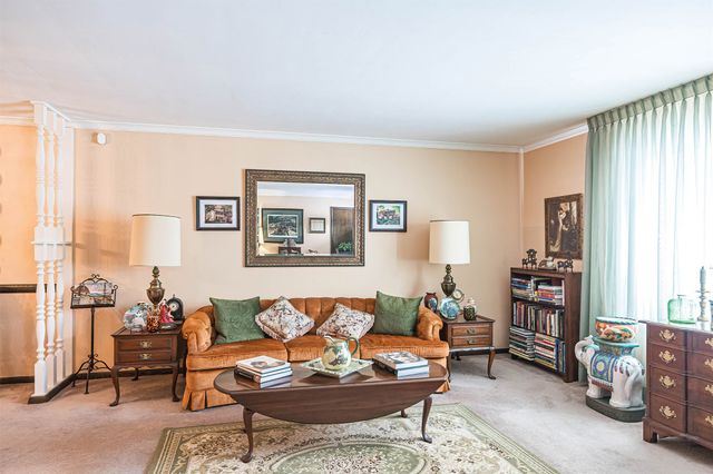 558 YOUNG Road, Erie, PA 16509