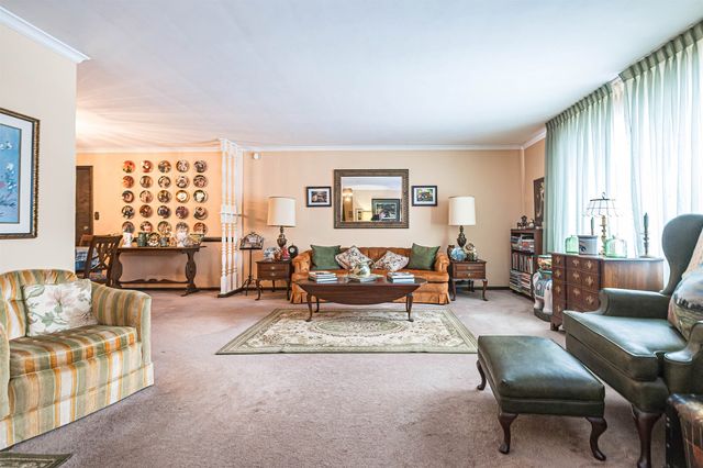 558 YOUNG Road, Erie, PA 16509