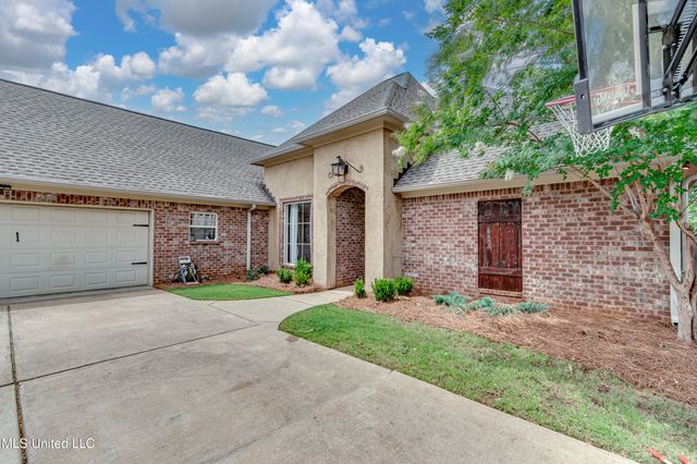 147 Grayhawk Drive, Madison, MS 39110