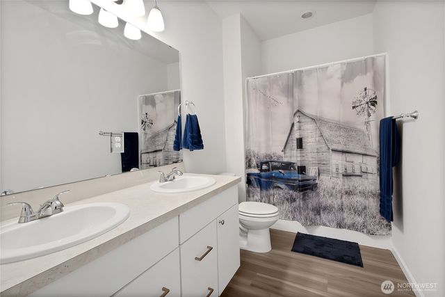 15132 Tyee Drive E, Bonney Lake, WA 98391