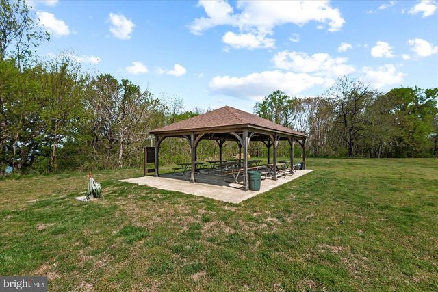 259 MONUMENT DR, Montross, VA 22520