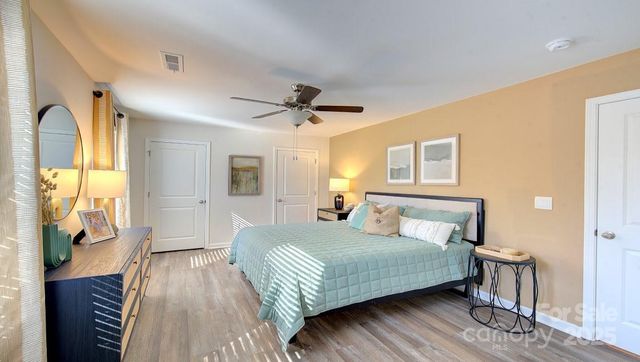 51 Cain Hollow Way, Asheville, NC 28806