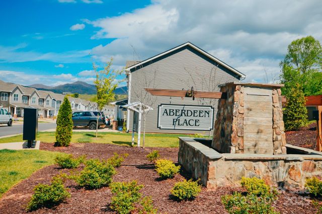 51 Cain Hollow Way, Asheville, NC 28806