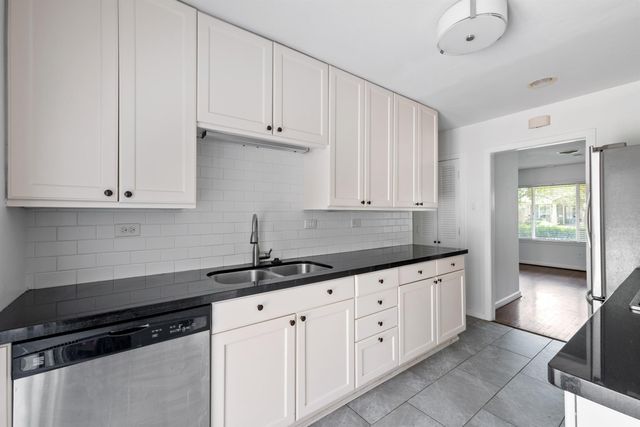 1634 Latexo Drive, Houston, TX 77018