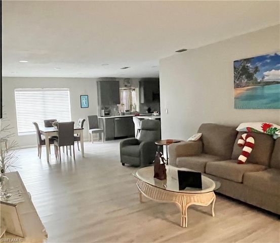 1254 Hazeltine DR, Fort Myers, FL 33919