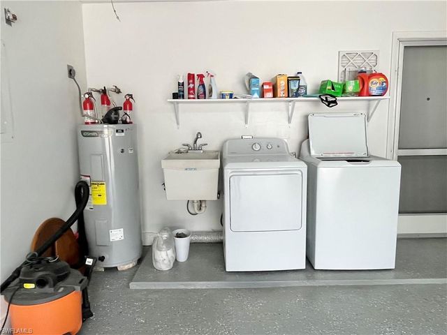 1254 Hazeltine DR, Fort Myers, FL 33919