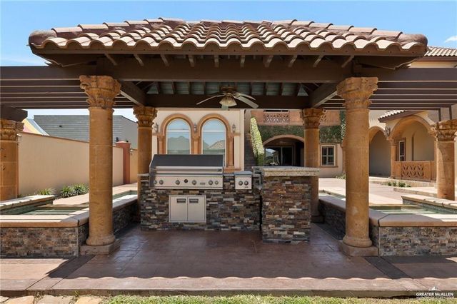 1205 Travis Street, Mission, TX 78572