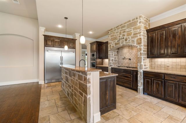 5001 White Pine Drive, Royse City, TX 75189