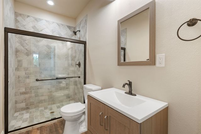 5001 White Pine Drive, Royse City, TX 75189