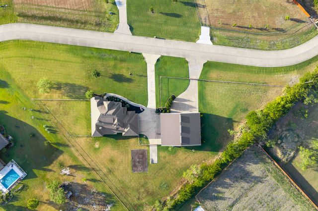 5001 White Pine Drive, Royse City, TX 75189