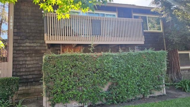 1008 Cabrillo Park C, Santa Ana, CA 92701
