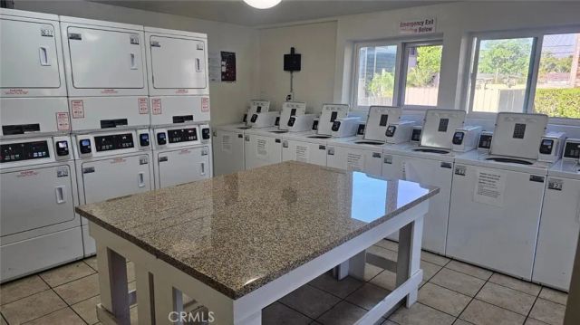 1008 Cabrillo Park C, Santa Ana, CA 92701