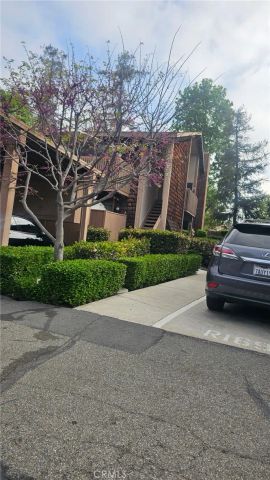 1008 Cabrillo Park C, Santa Ana, CA 92701