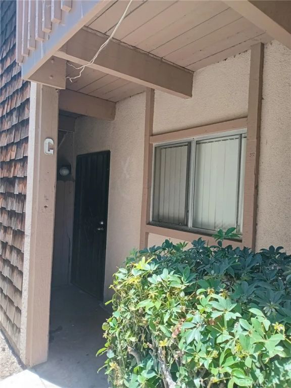 1008 Cabrillo Park C, Santa Ana, CA 92701