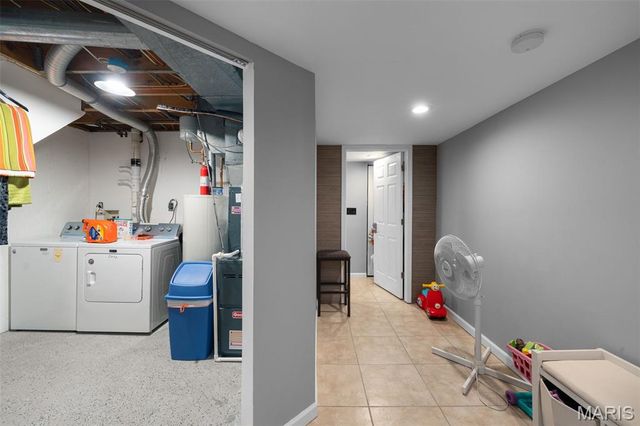 906 Rutger Street, St Louis, MO 63104