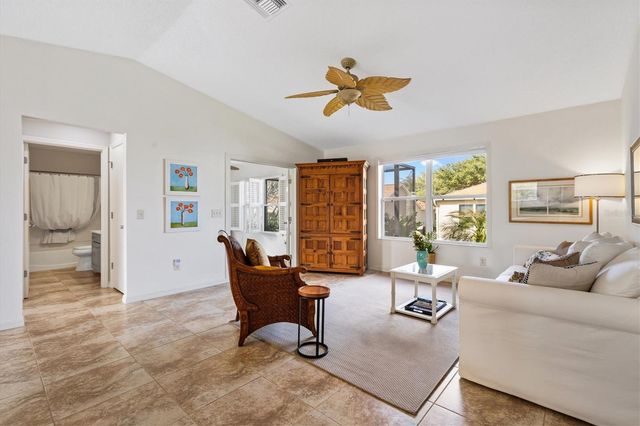 1297 FORT LAWN LOOP, The Villages, FL 32162