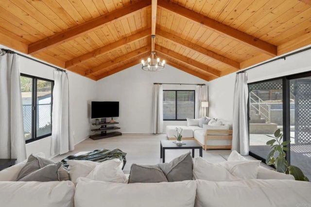 7254 Zest Street, San Diego, CA 92139