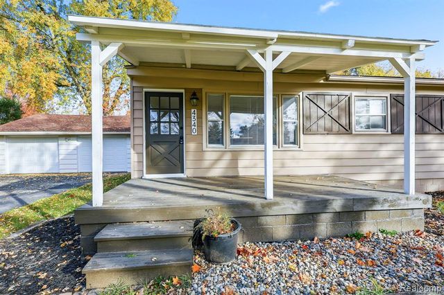 4340 Elmdale Avenue, Clarkston, MI 48346
