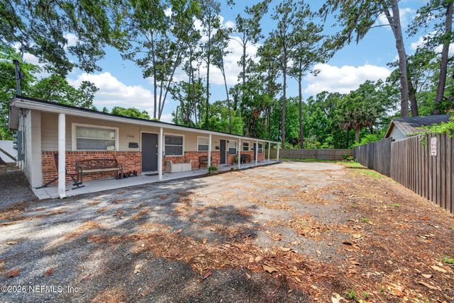3264 ST AUGUSTINE Road, Jacksonville, FL 32207
